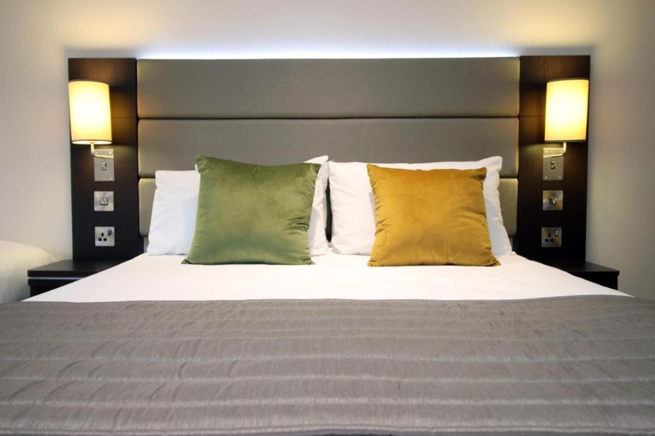 Silurian Hotel Нюпорт Екстериор снимка