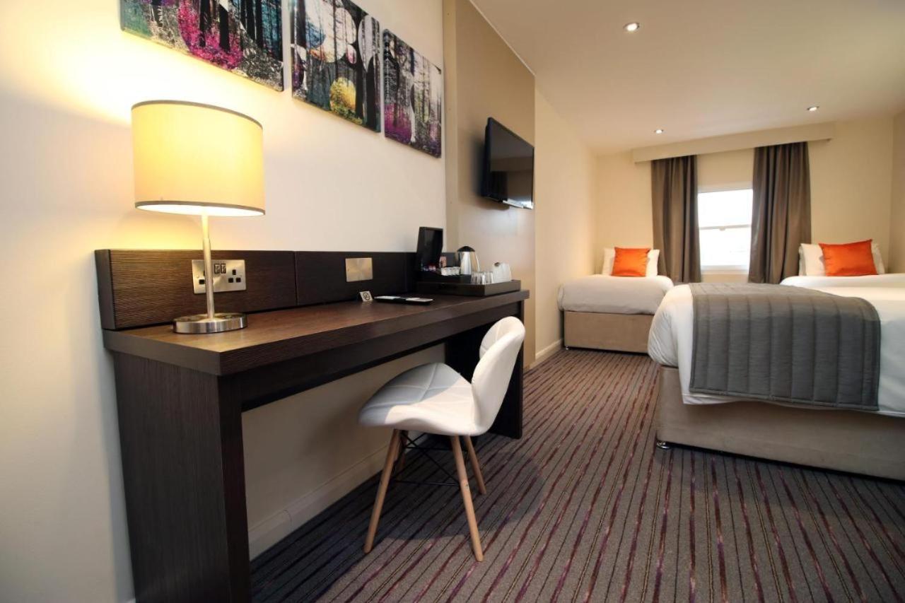 Silurian Hotel Нюпорт Екстериор снимка