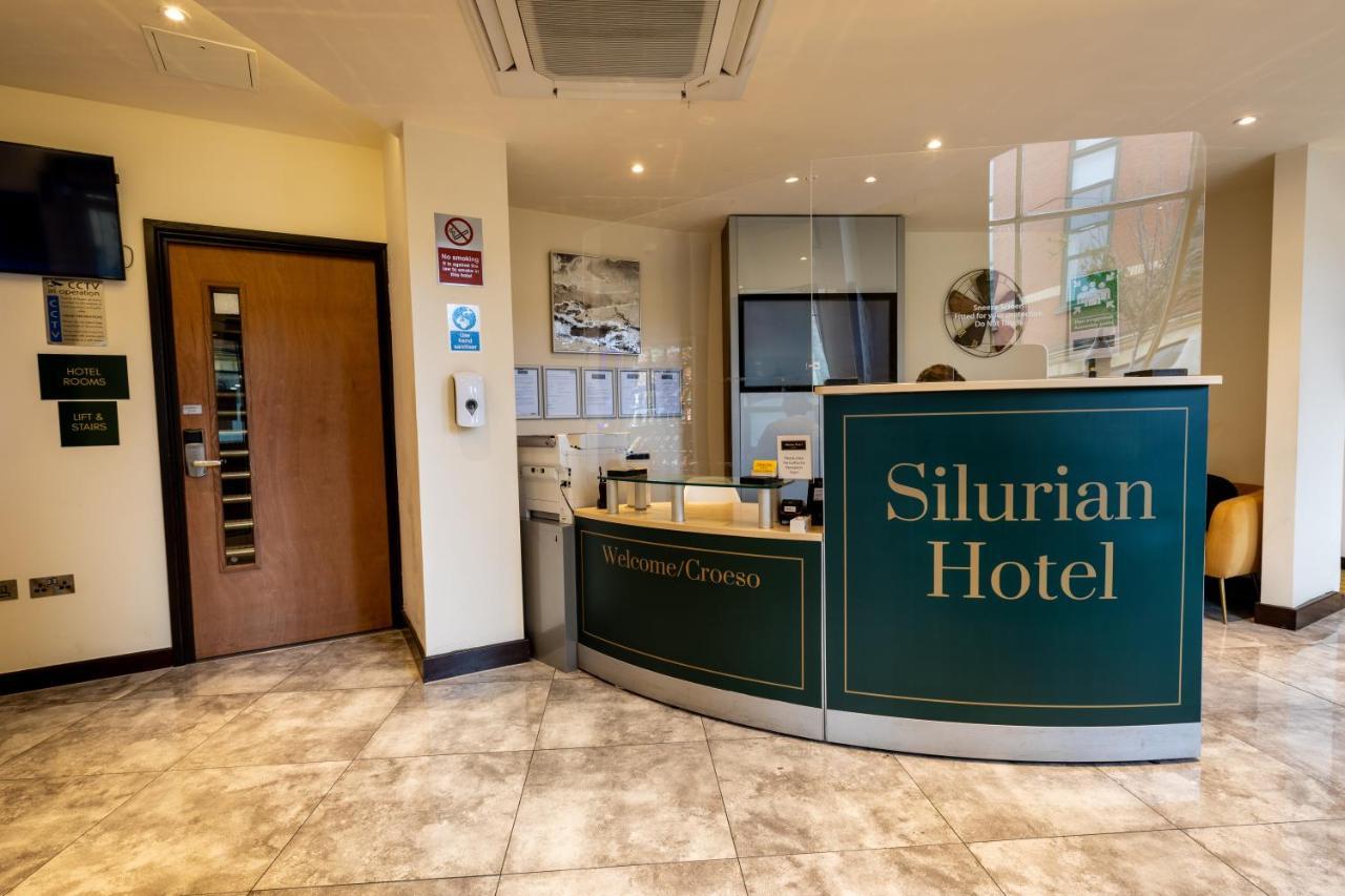 Silurian Hotel Нюпорт Екстериор снимка